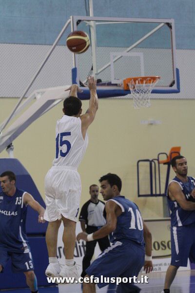 110924 basket 319_tn.jpg